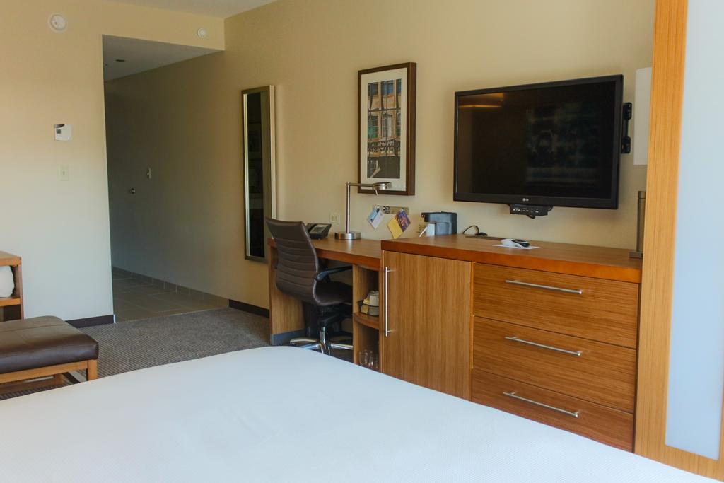 ไฮแอท เพลซ ชิคาโก เซาท์ ยูนิเวอร์ซิตี้ เมดิคัล เซ็นเตอร์ Hotel ห้อง รูปภาพ